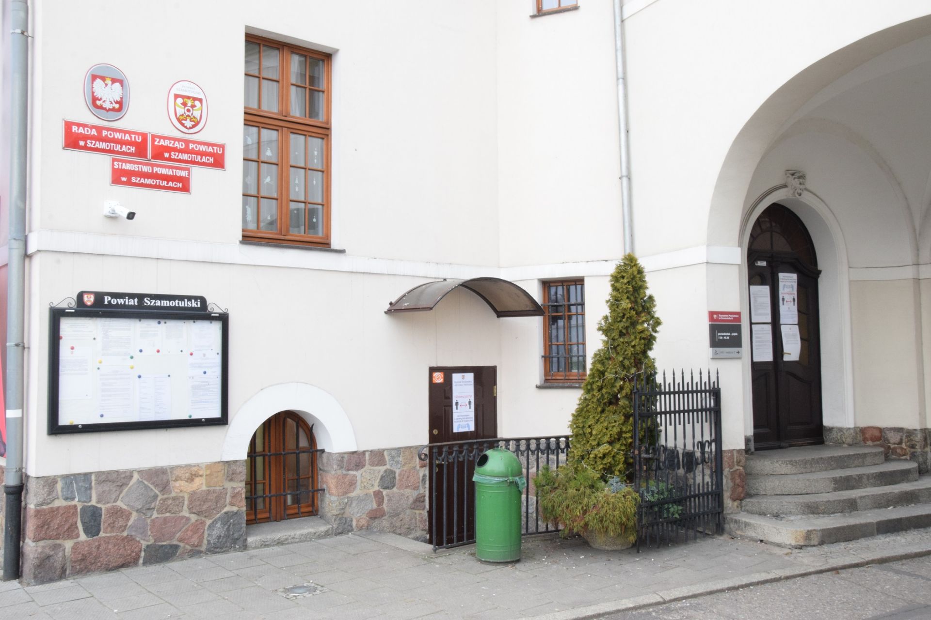 Wejście do Starostwa